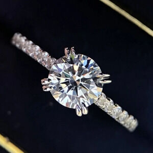 🌸Classic Romantic Shiny Round Zircon Silver Plated Dainty Ring for Women, L175